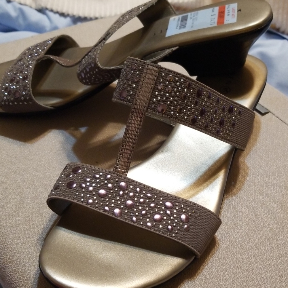 Shoes - Picture 2 of 2